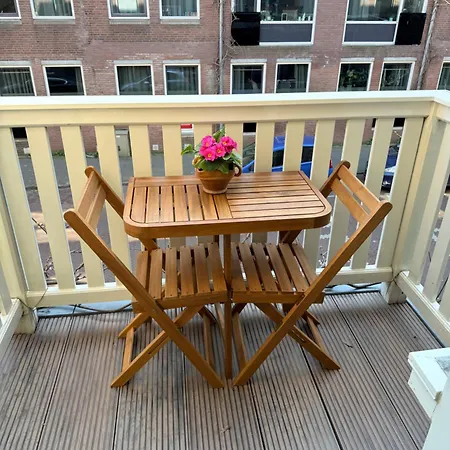 Comfortable Stylish In Centre Of - The Hague