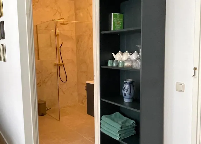 Comfortable Stylish In Centre Of - B&B