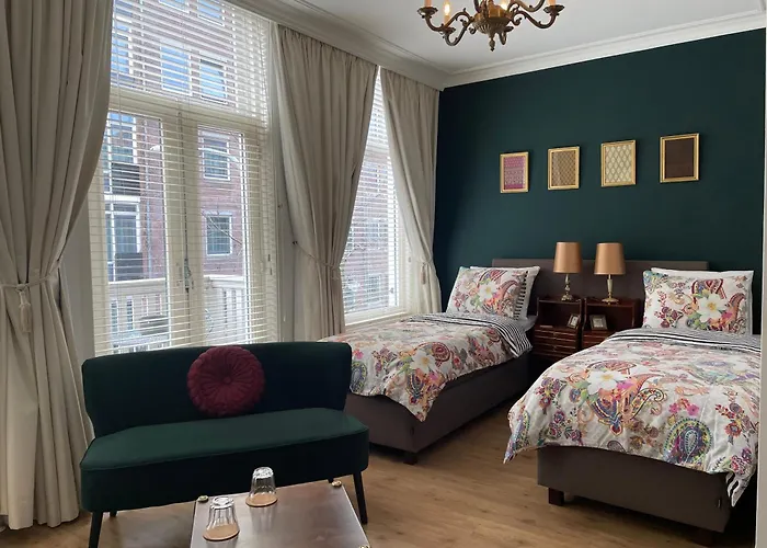 Bed and Breakfast Comfortable Stylish In Centre Of -